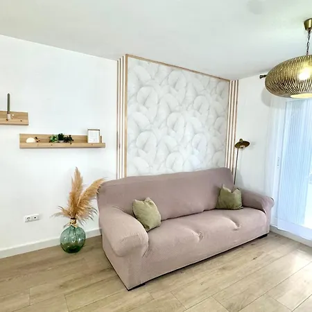 Prendisole Con Piscina Y Terraza 아파트 *