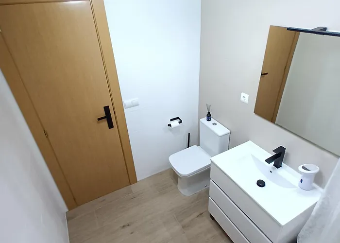 Prendisole Con Piscina Y Terraza