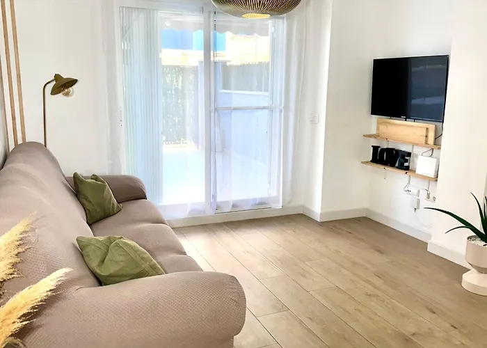 Prendisole Con Piscina Y Terraza * Денія