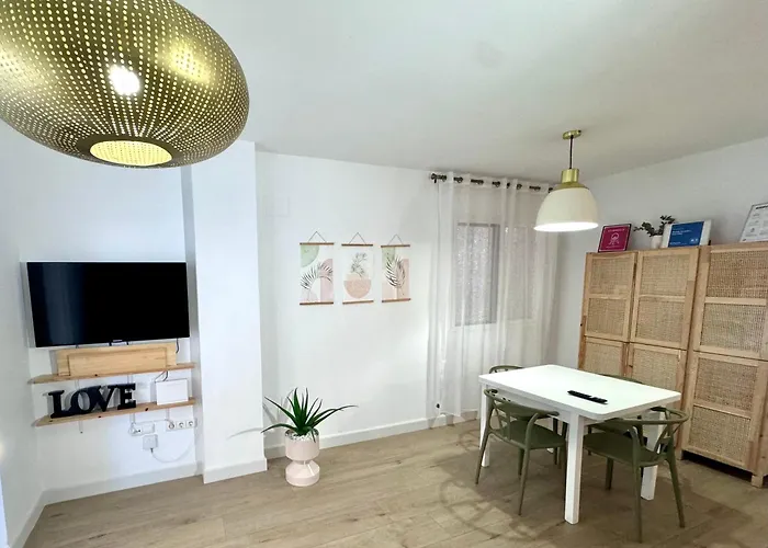 Prendisole Con Piscina Y Terraza Апартаменти